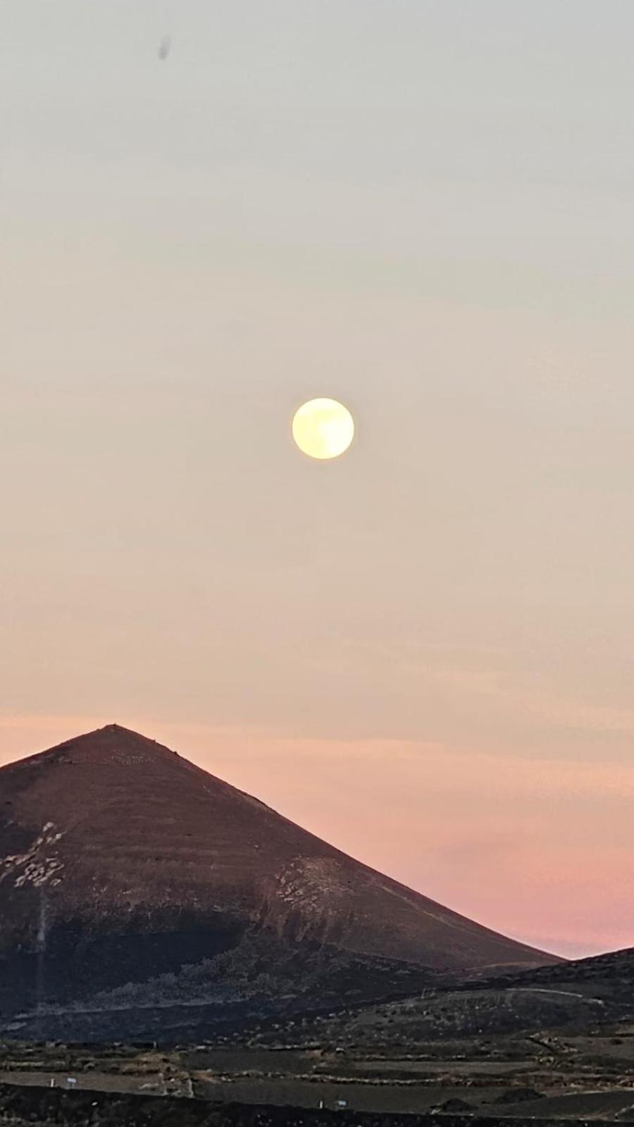 Tranquilidad Entre Volcanes Uga Eksteriør bilde