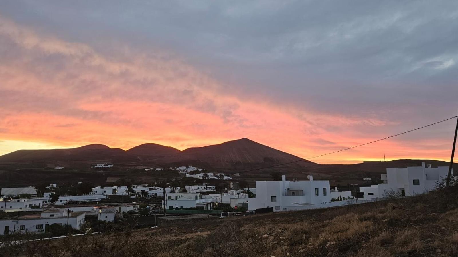 Tranquilidad Entre Volcanes Uga Eksteriør bilde